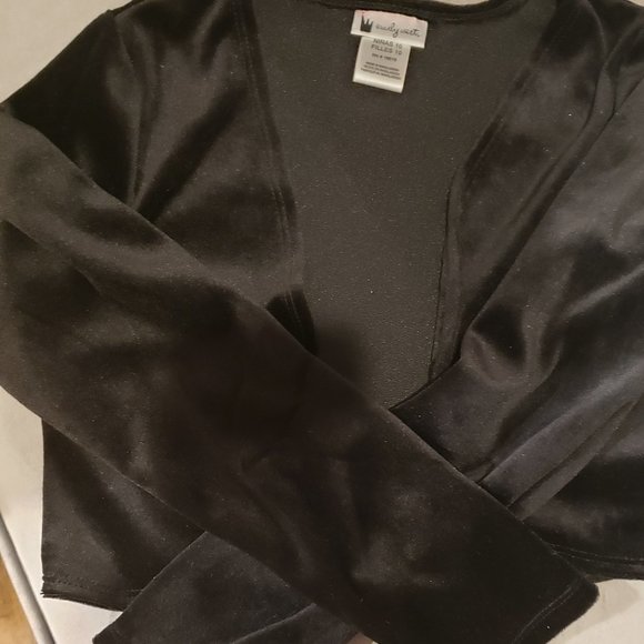 Girls Plaid High Low Holiday Dress with Black Velvety Shrug - Picture 9 of 9